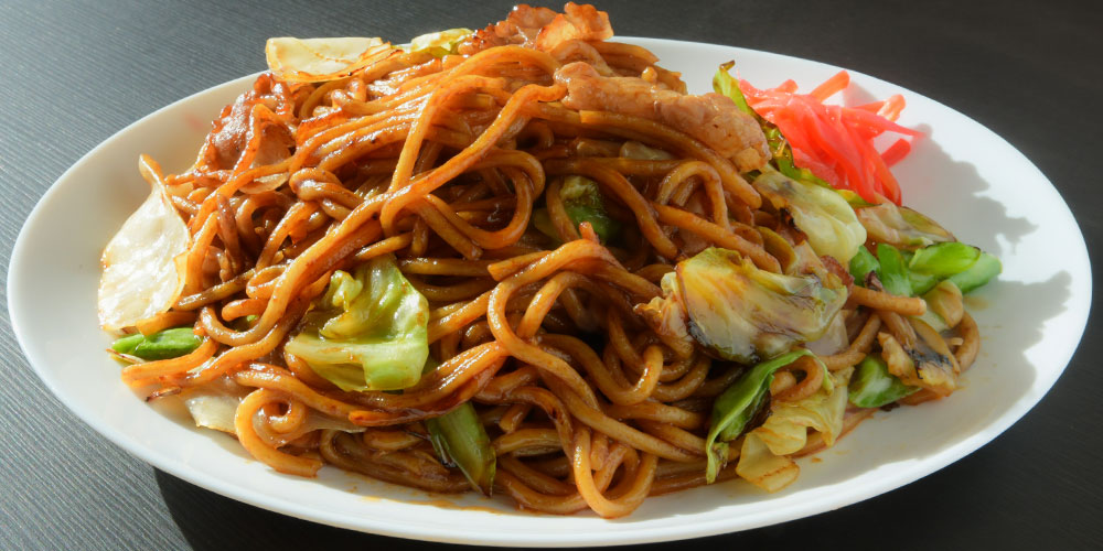 ウスターソースが合う料理：焼きそば・炒め物・隠し味