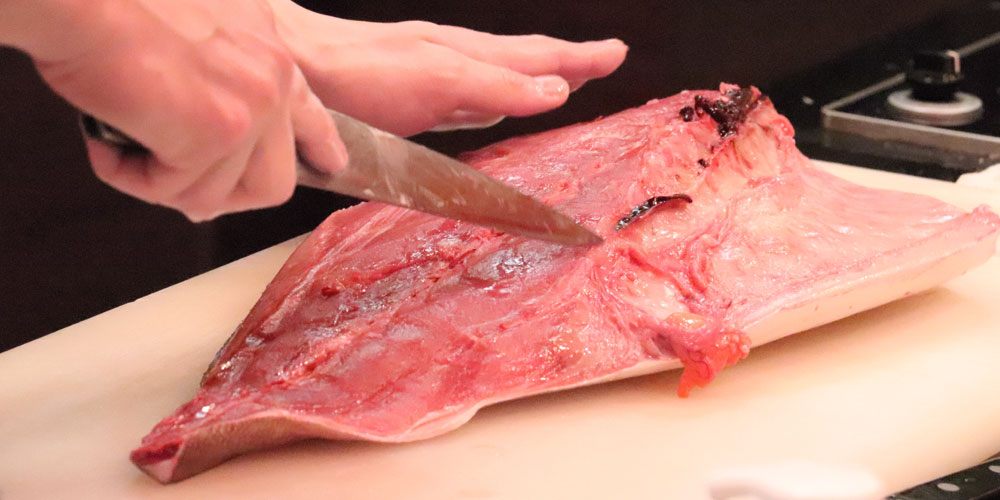 ブリとカンパチの違いは料理にもある？