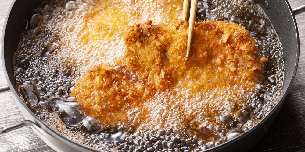 調理での色の付き方（揚げ色・焼き色）の違い