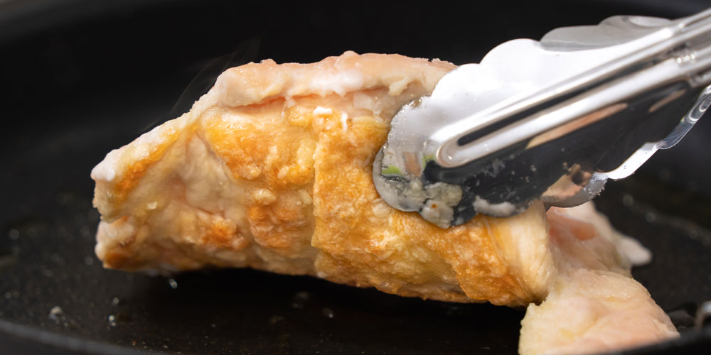鶏肉は中心部までしっかり加熱する