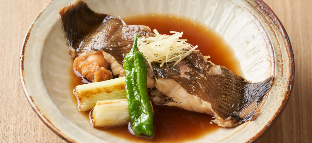 柔らかく脂がのるカレイは煮付け・揚げ物に合う