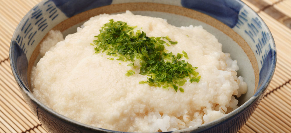 長芋を使った定番料理：とろろごはん