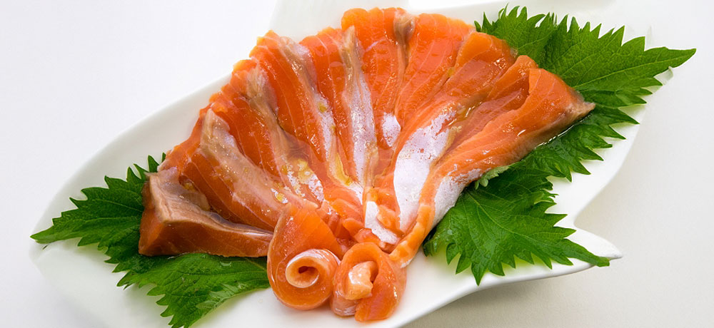 ニジマスのお刺身