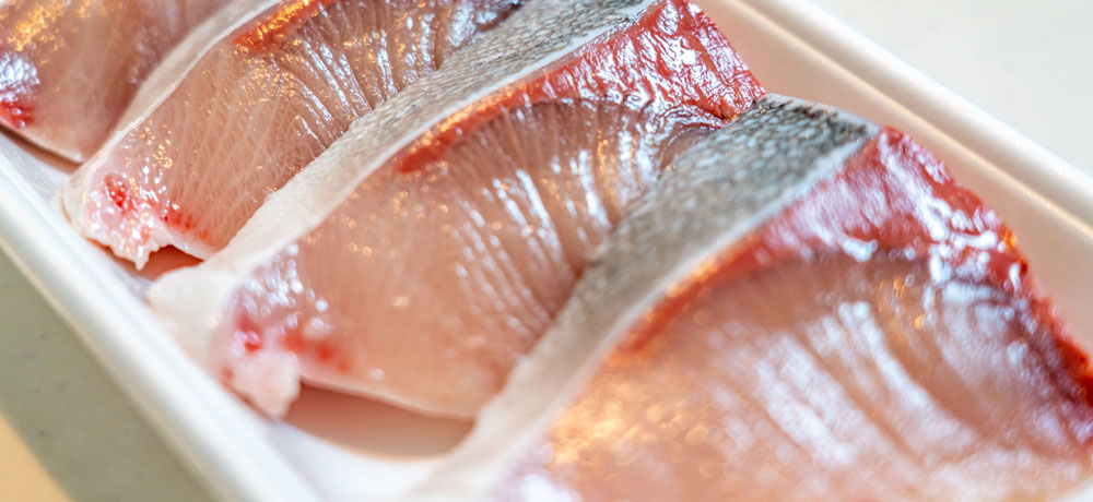 パックに入っているブリを選ぶときの注意点