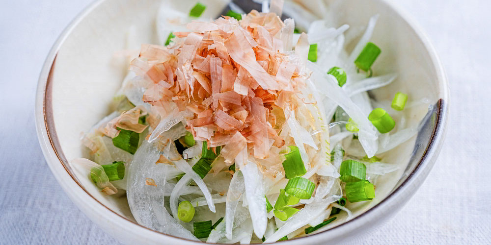 サラダやマリネに向いているのはどっち?